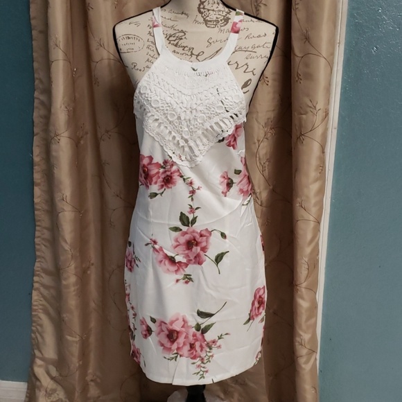 Dress - Picture 1 of 2